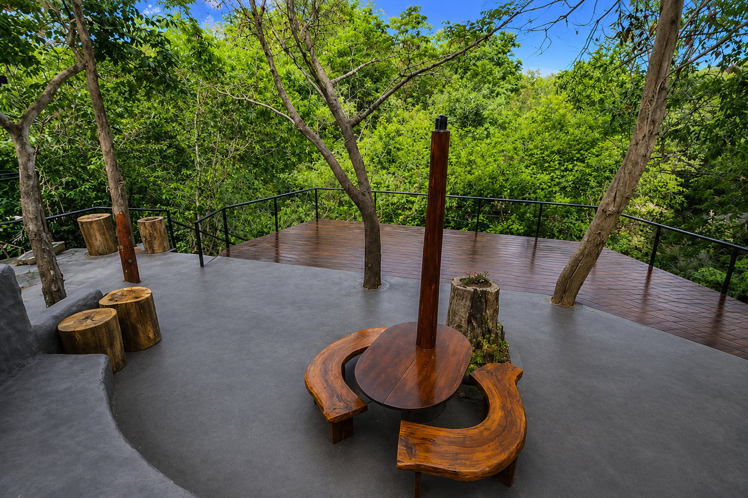 Deck